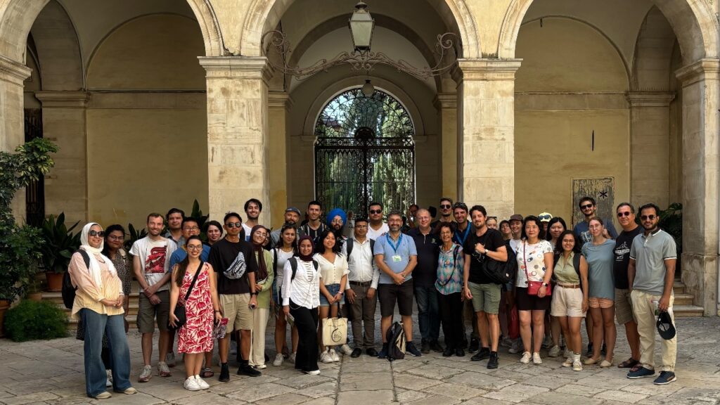 Group picture of attendants of the Bari Summer School